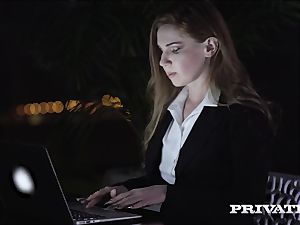 Private.com - Melissa Benz gets her bum fucked